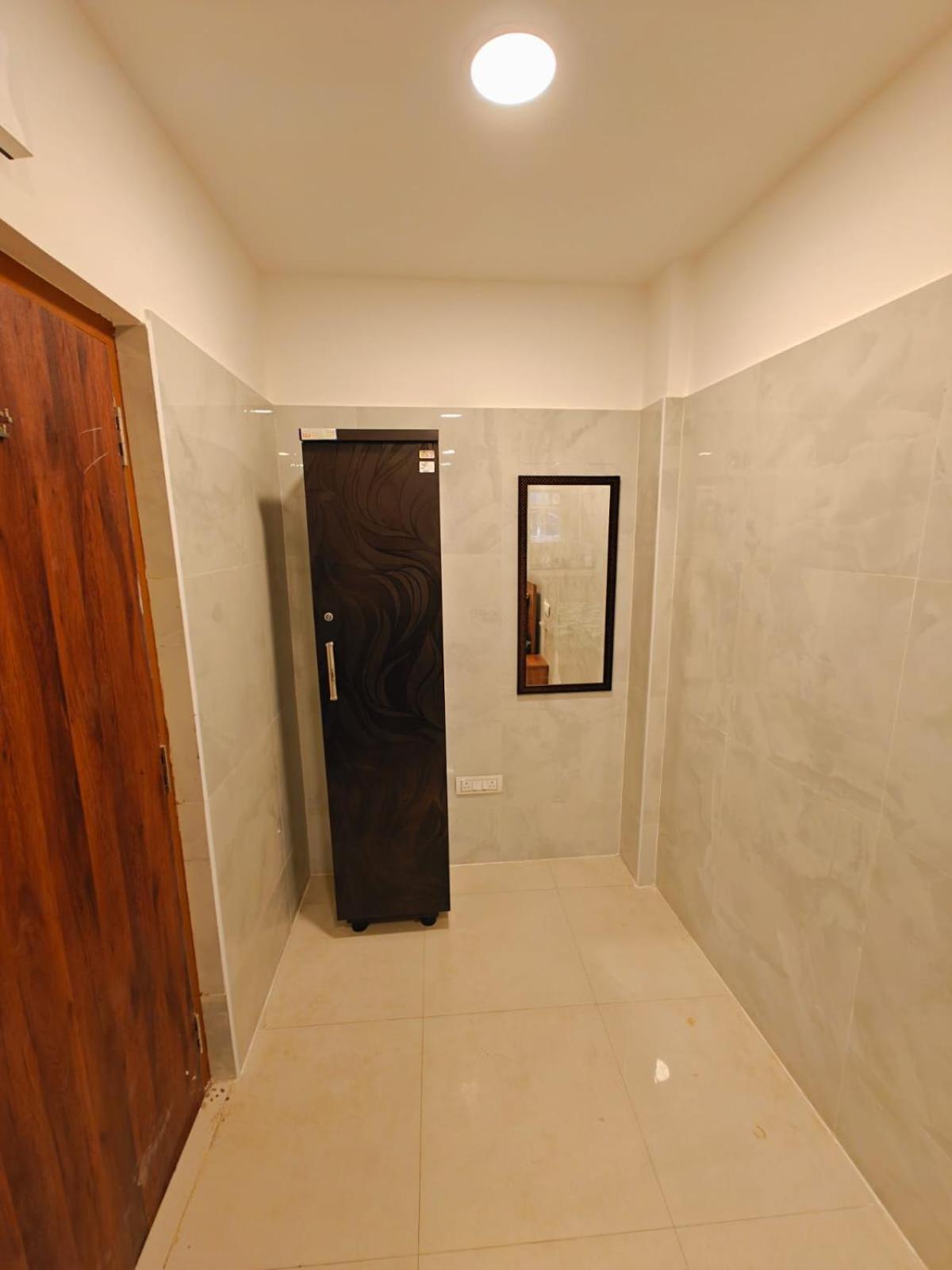 Hotel Sai Inn A/C Chennai Exterior foto